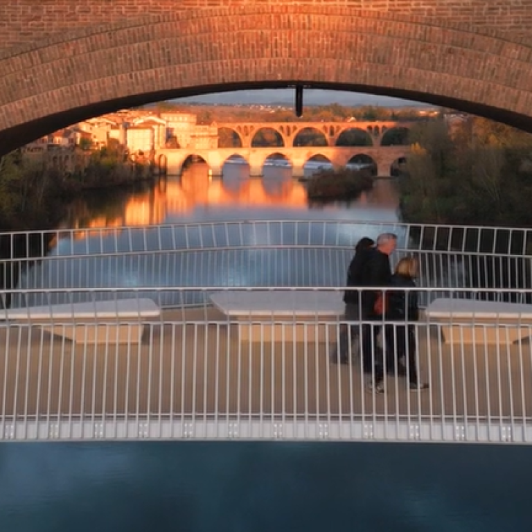 La passerelle cyclopi&eacute;tonne d&rsquo;Albi