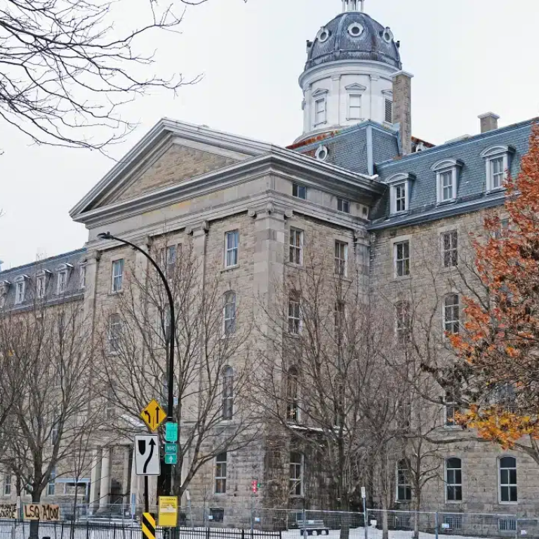 &Agrave; propos de la crise du logement