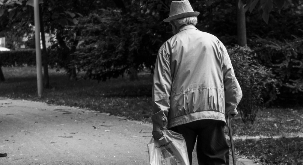 Marcher avec les sens : repenser la ville pour les a&icirc;n&eacute;s